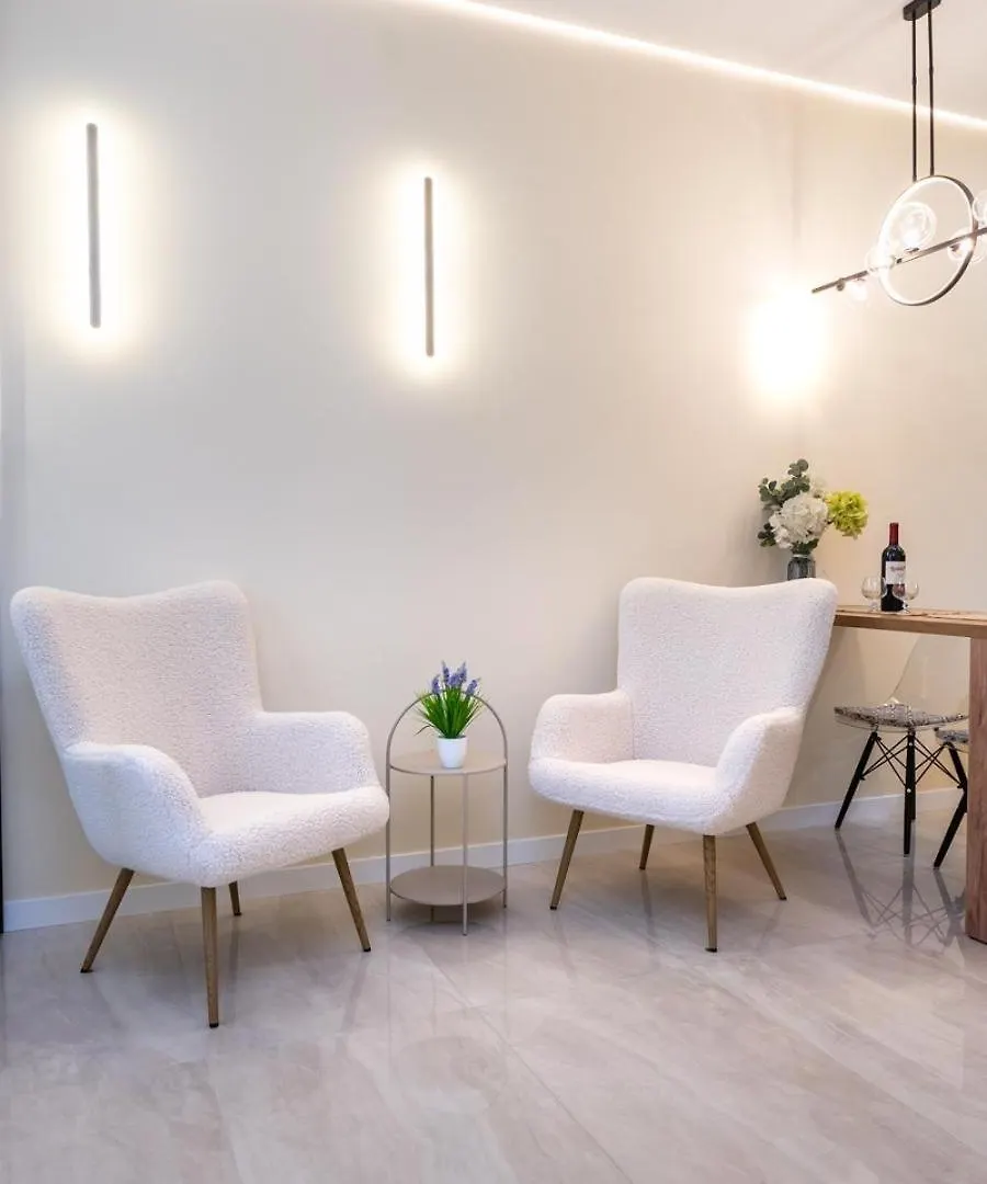 Comfort Apartment Near Minskaya Metro Station And Dreamtown Kyiv