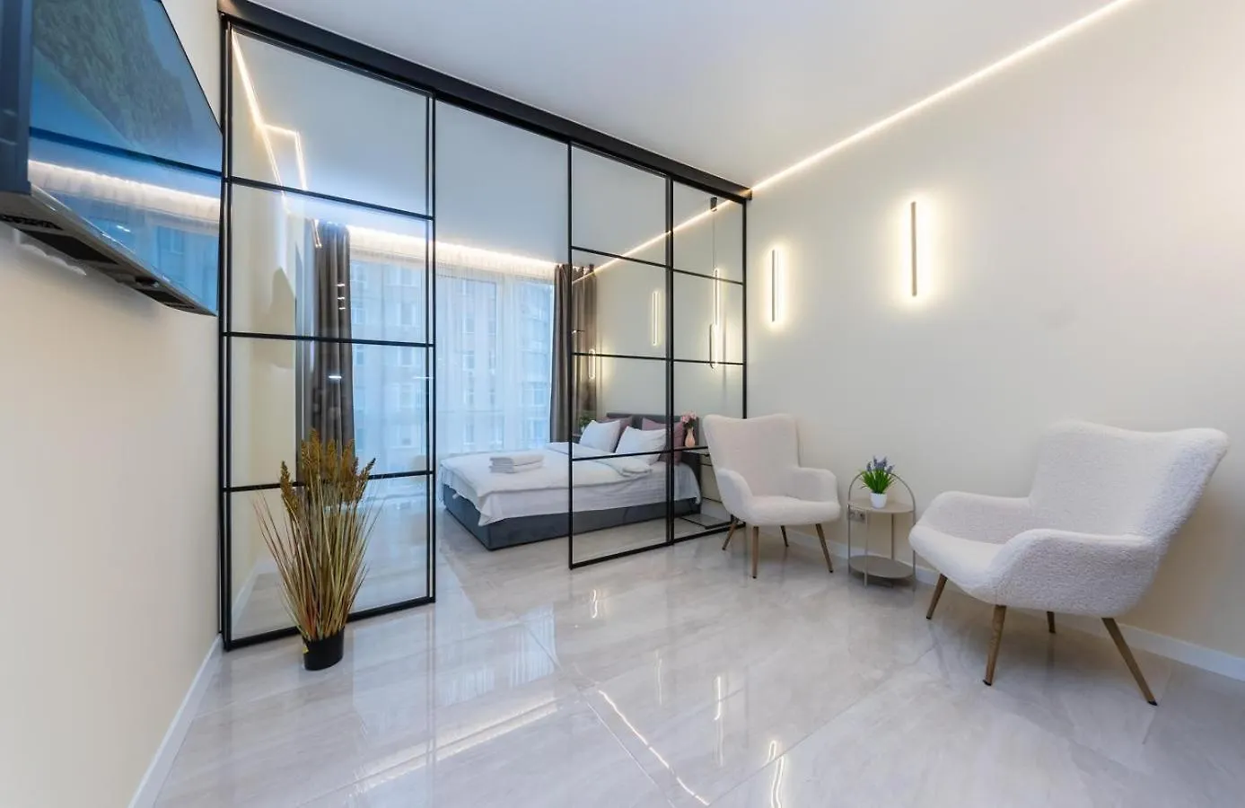 Comfort Apartment Near Minskaya Metro Station And Dreamtown location