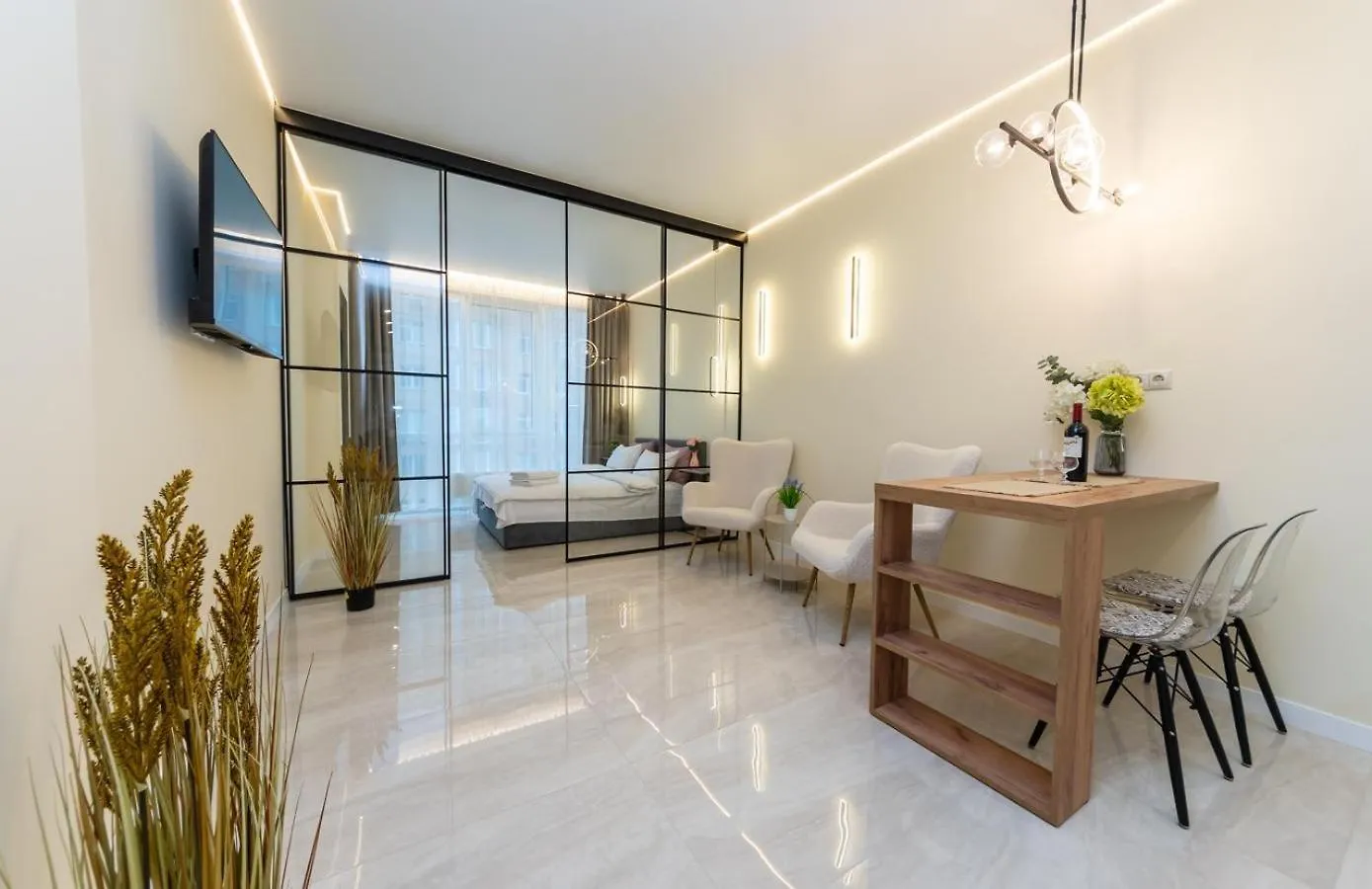 Comfort Apartment Near Minskaya Metro Station And Dreamtown Kyiv