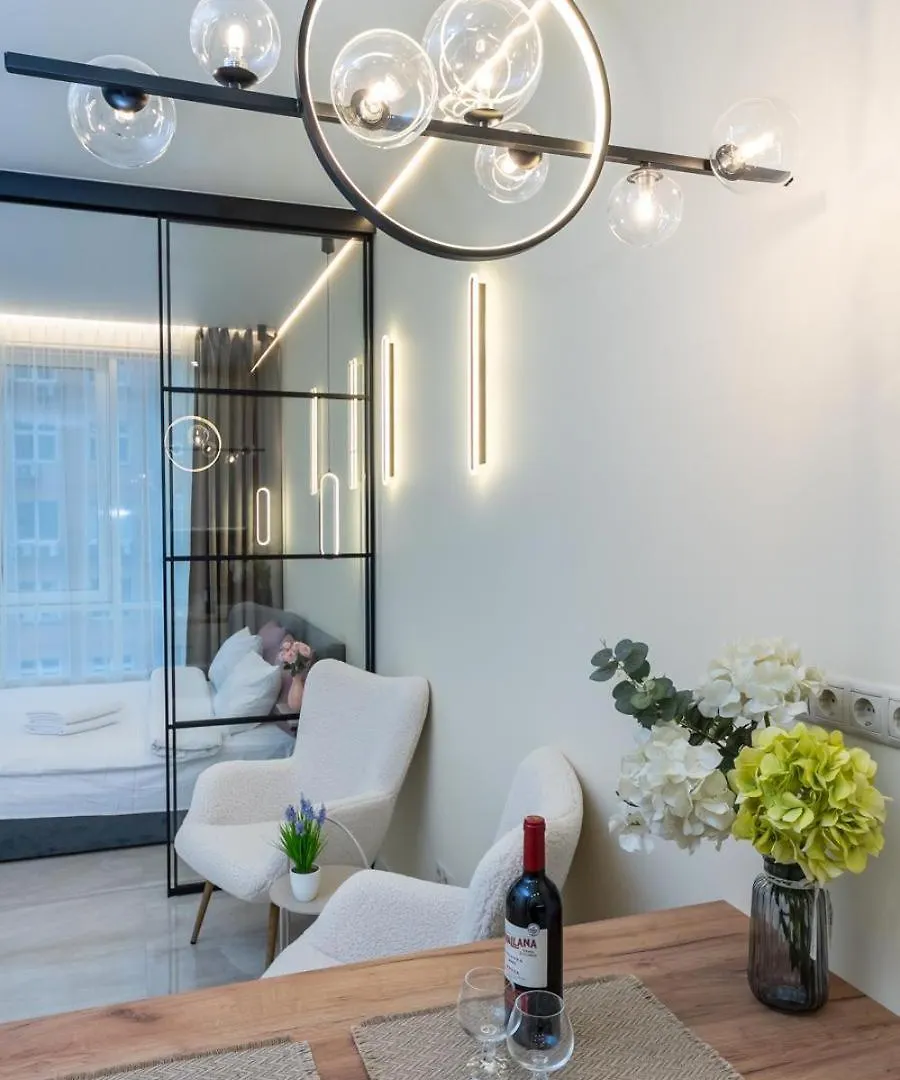 Comfort Apartment Near Minskaya Metro Station And Dreamtown Kyiv