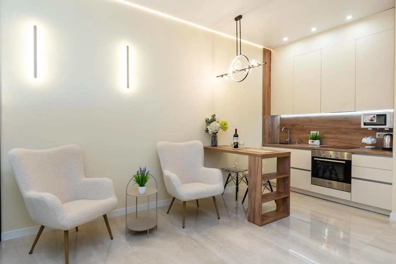 Comfort Apartment Near Minskaya Metro Station And Dreamtown Kyiv