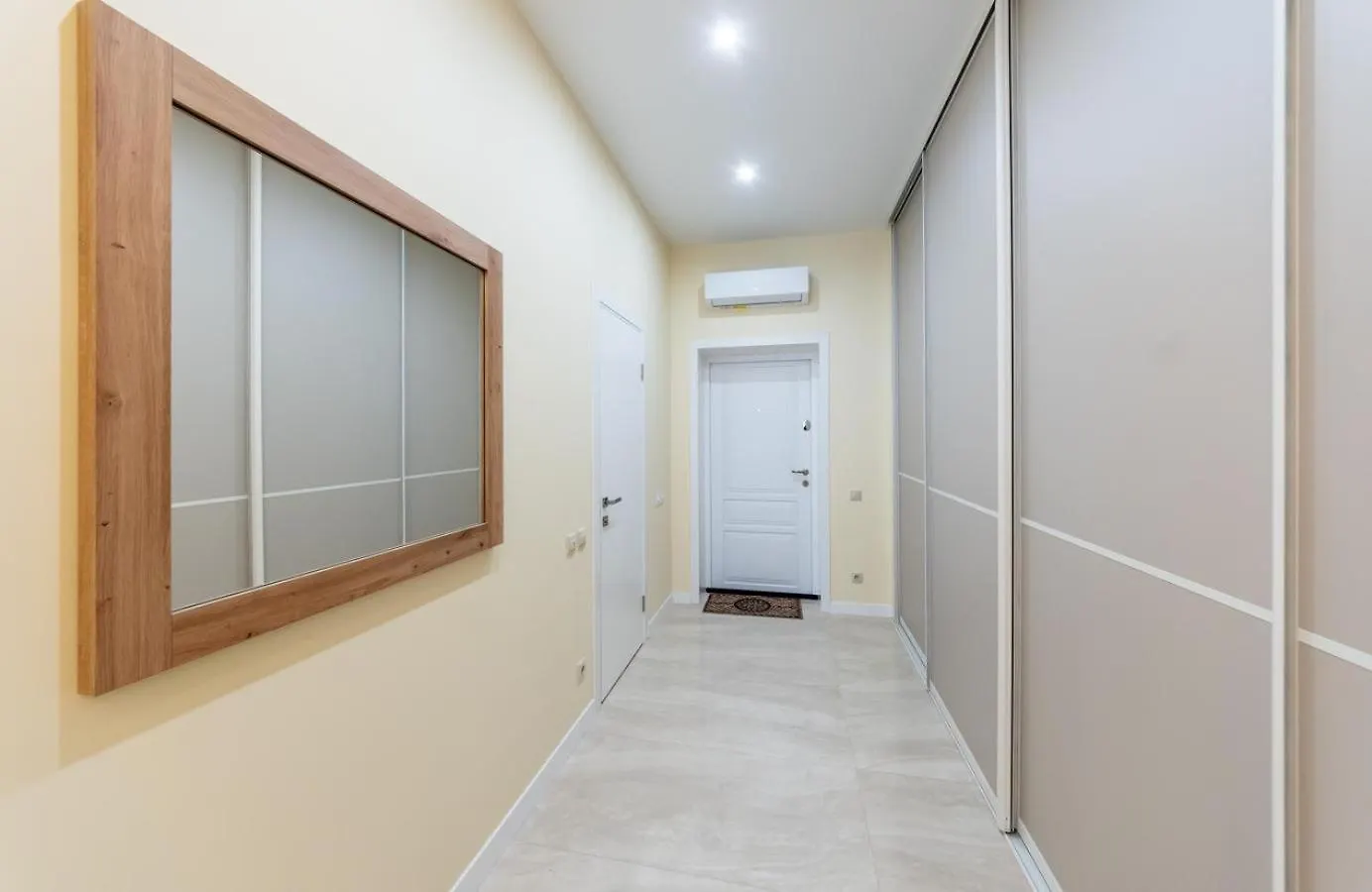 Comfort Apartment Near Minskaya Metro Station And Dreamtown Kiev Ukraina