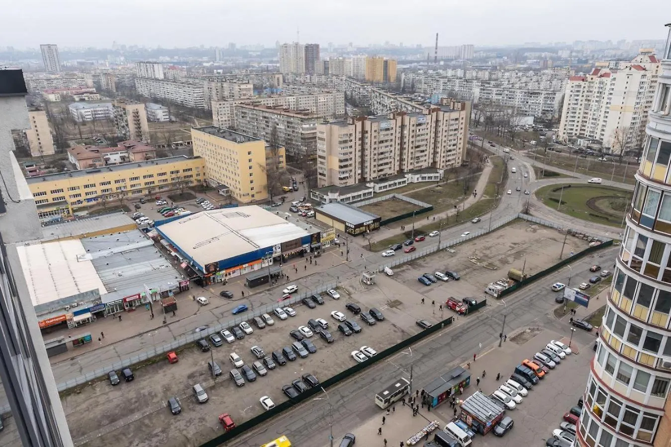 Comfort Apartment Near Minskaya Metro Station And Dreamtown Kiev Ukraina